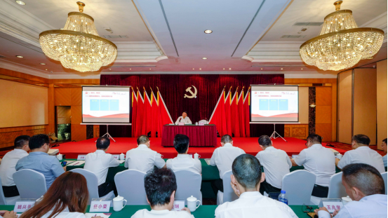55世纪集团任丁书记带头讲授“不忘初心、牢记使命”主题教育专题党课
