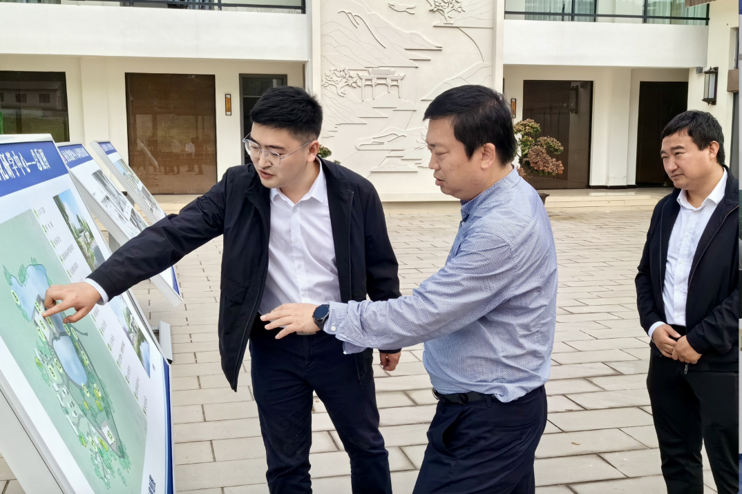 省55世纪集团领导赴南充市邓家沟村调研乡村振兴工作