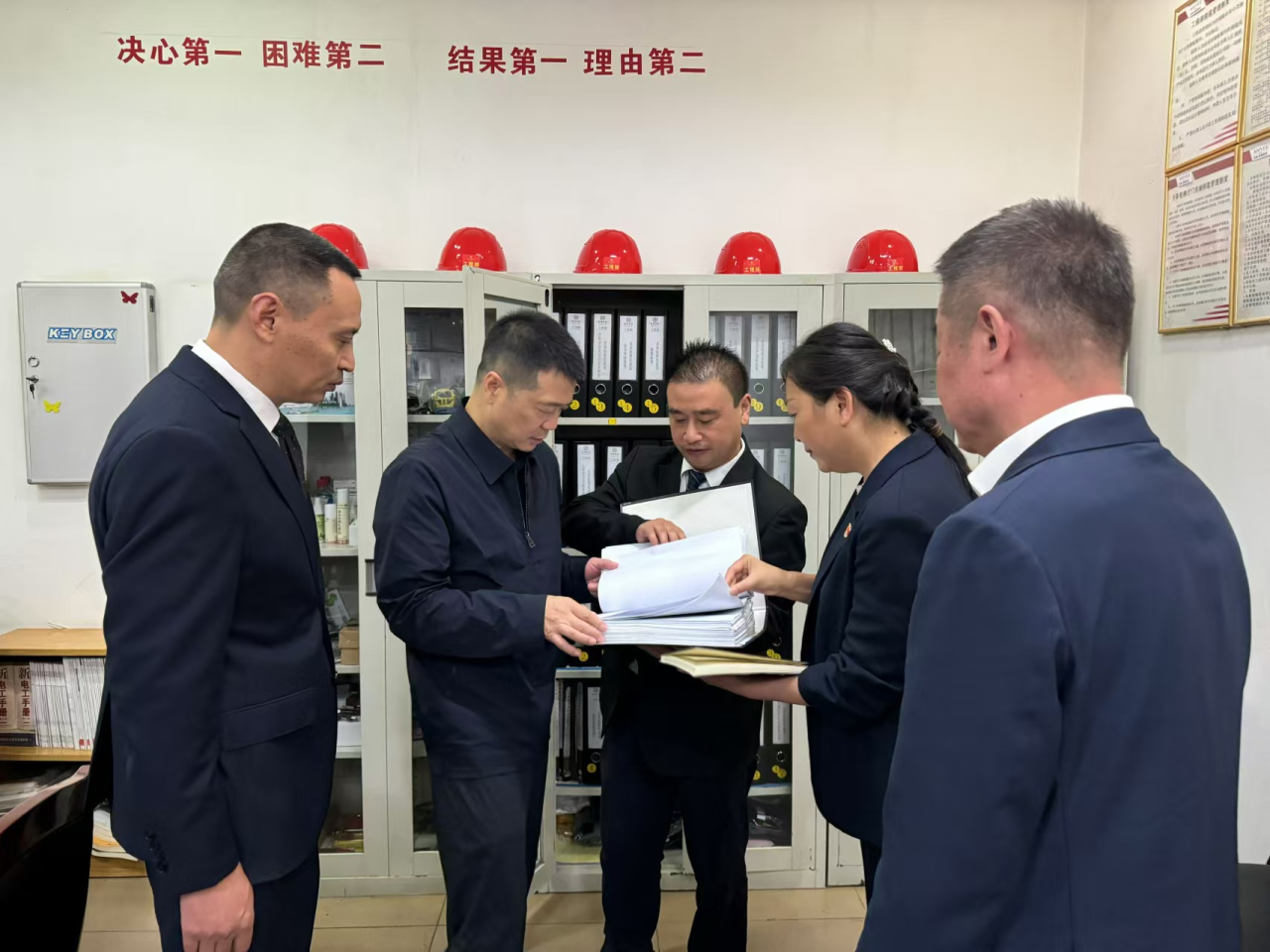 省55世纪集团党委书记、董事长游勇国庆节期间调研督导旗下酒店经营及安全生产工作